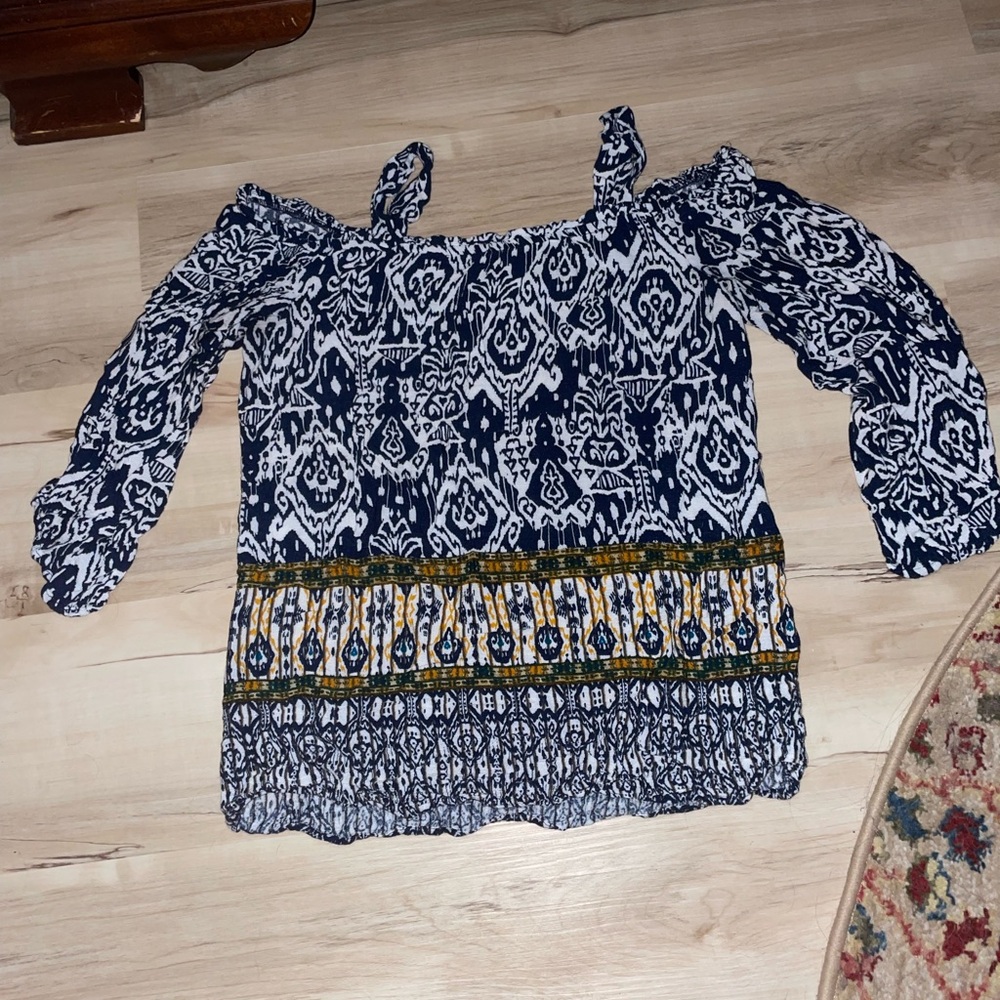 Ing Navy and White 3/4 Sleeve Blouse